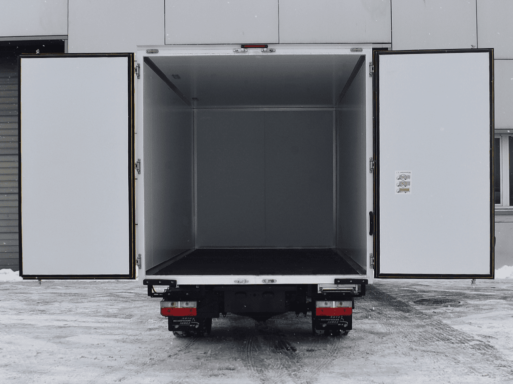 Изотермический фургон на шасси Junfeng Q35